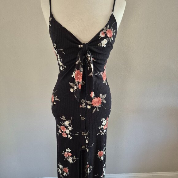 Black and Pink Floral Maxi Dress. Size Small - Picture 1 of 5